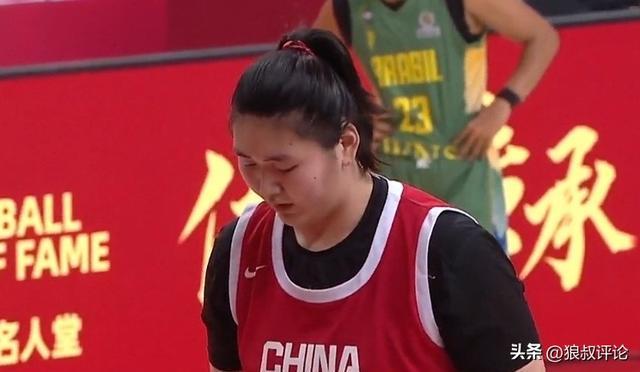 必发下载-中国女篮险胜巴西官媒被球迷狂刷：罚球29-12被质疑“爱国哨”